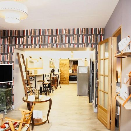 Le Bouquiniste, Centre Historique, Fibre, Ess, Rez-De-Chaussee, Bedinshop 로만스수르아이져 외부 사진