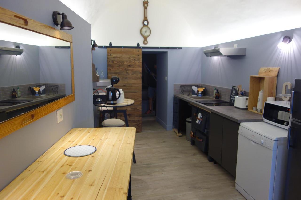 Le Bouquiniste, Centre Historique, Fibre, Ess, Rez-De-Chaussee, Bedinshop 로만스수르아이져 외부 사진