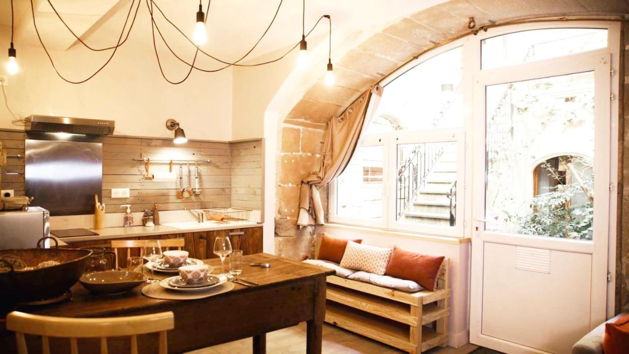 Le Bouquiniste, Centre Historique, Fibre, Ess, Rez-De-Chaussee, Bedinshop 로만스수르아이져 외부 사진