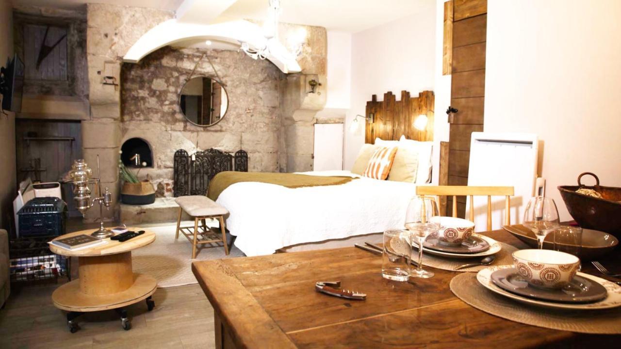 Le Bouquiniste, Centre Historique, Fibre, Ess, Rez-De-Chaussee, Bedinshop 로만스수르아이져 외부 사진