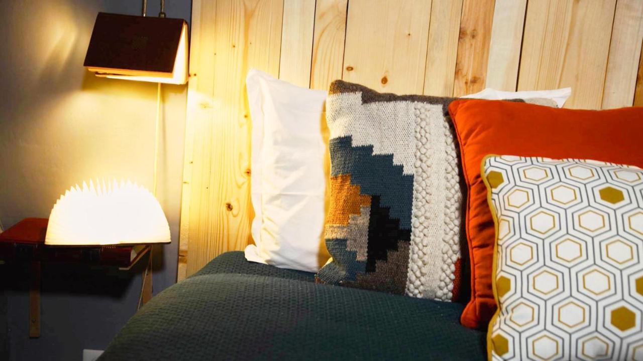 Le Bouquiniste, Centre Historique, Fibre, Ess, Rez-De-Chaussee, Bedinshop 로만스수르아이져 외부 사진